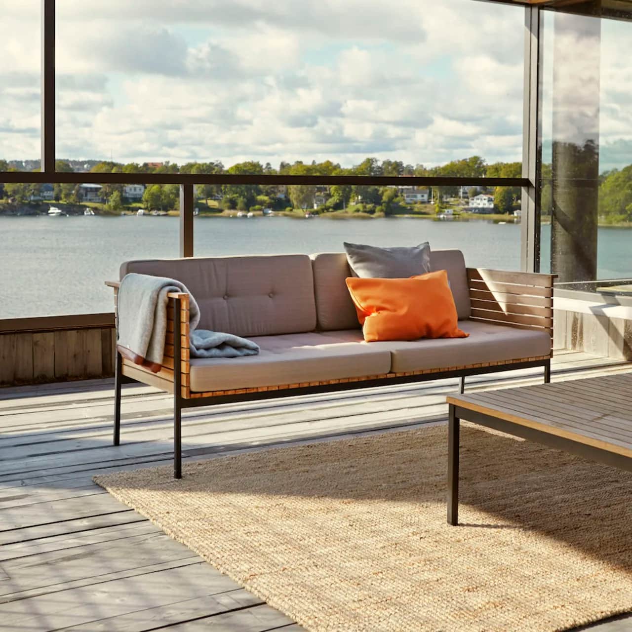 Black Frame | Nature Grey Cushions (Included)