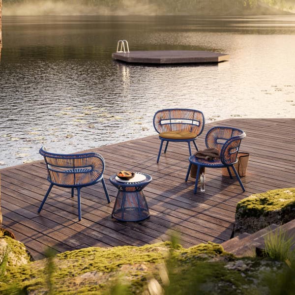 DEDON CIRQL NU Lounge Chairs and Side Table