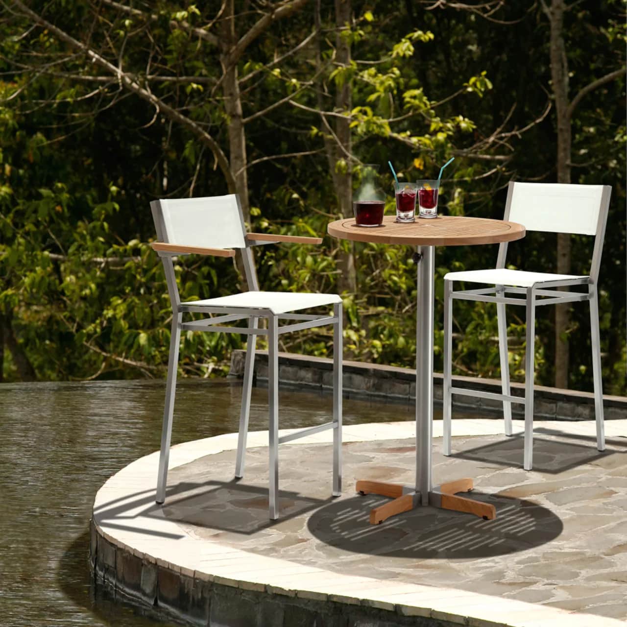 Barlow Tyrie Equinox High Dining Carver, High Dining Side Chair (Sling, Pearl) with 27" Pedestal Bar Table