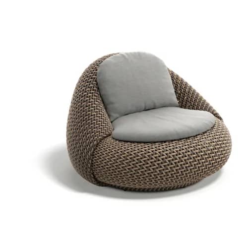 DEDON ATOLO Lounge Chair | Fiber: Chestnut Charm