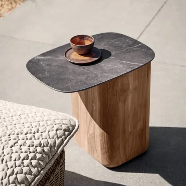 Gloster Omada Side Table Nero Ceramic Top | Teak Frame