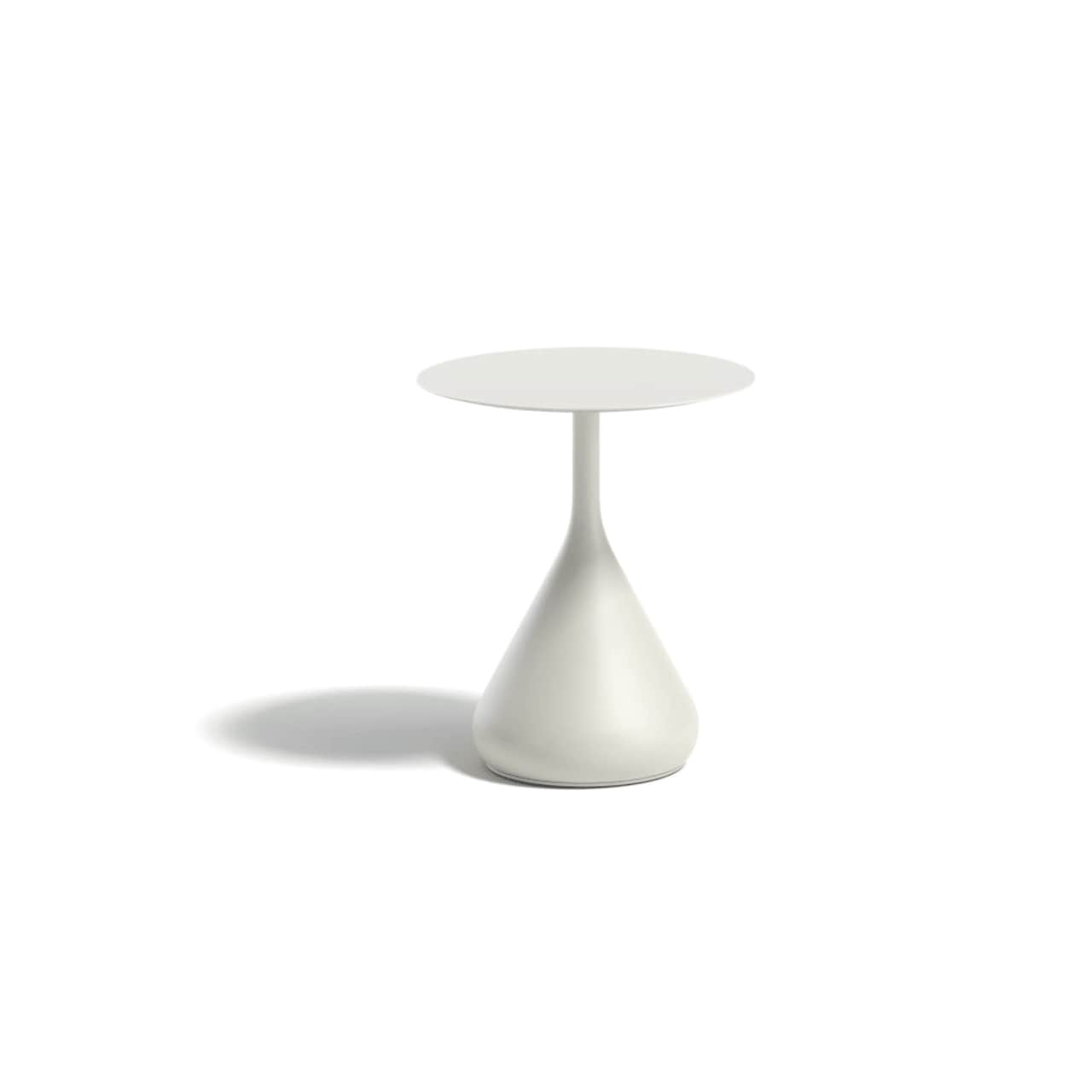 DEDON SATELLITE Side Table | Base: Powder-Coated Aluminum, Lipari | Top: HPL, Lipari
